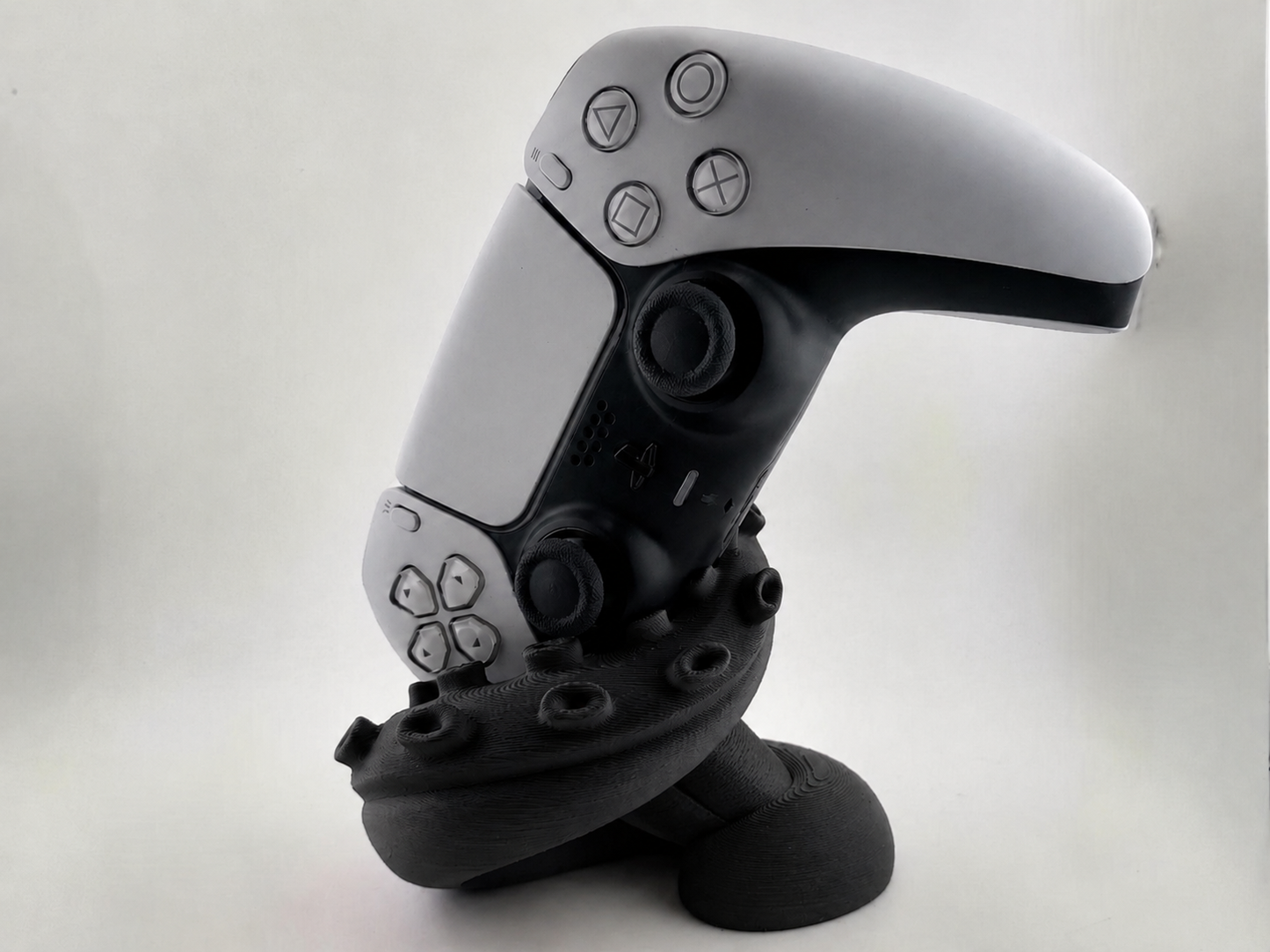 Octopus Controller Holder Stand for PS5 Xbox – Gaming Desk Organizer