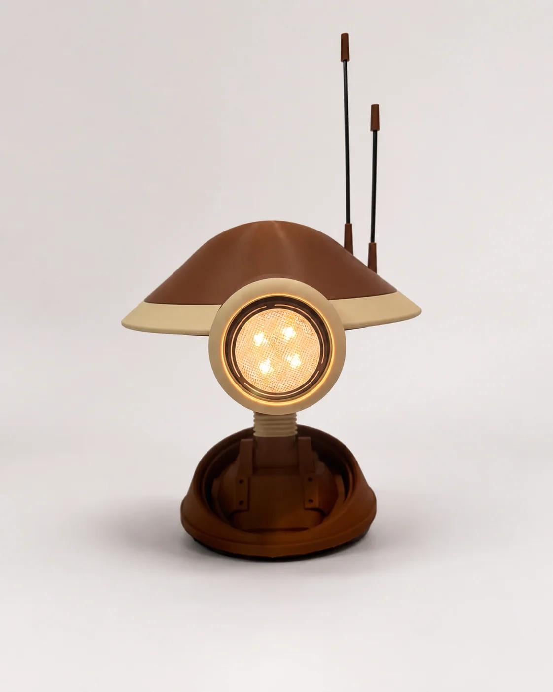 Articulated Maintenance Droid Head — Life-Size LED Eye Display with Poseable Neck & Display Base